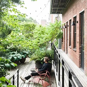 Stout & Co. Bed & Breakfast Amsterdam